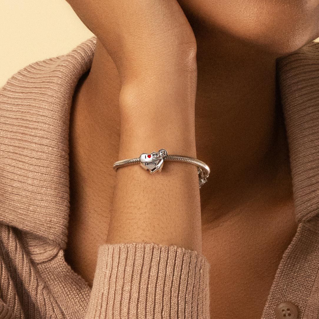 Hugging A Heart Charm image number 3