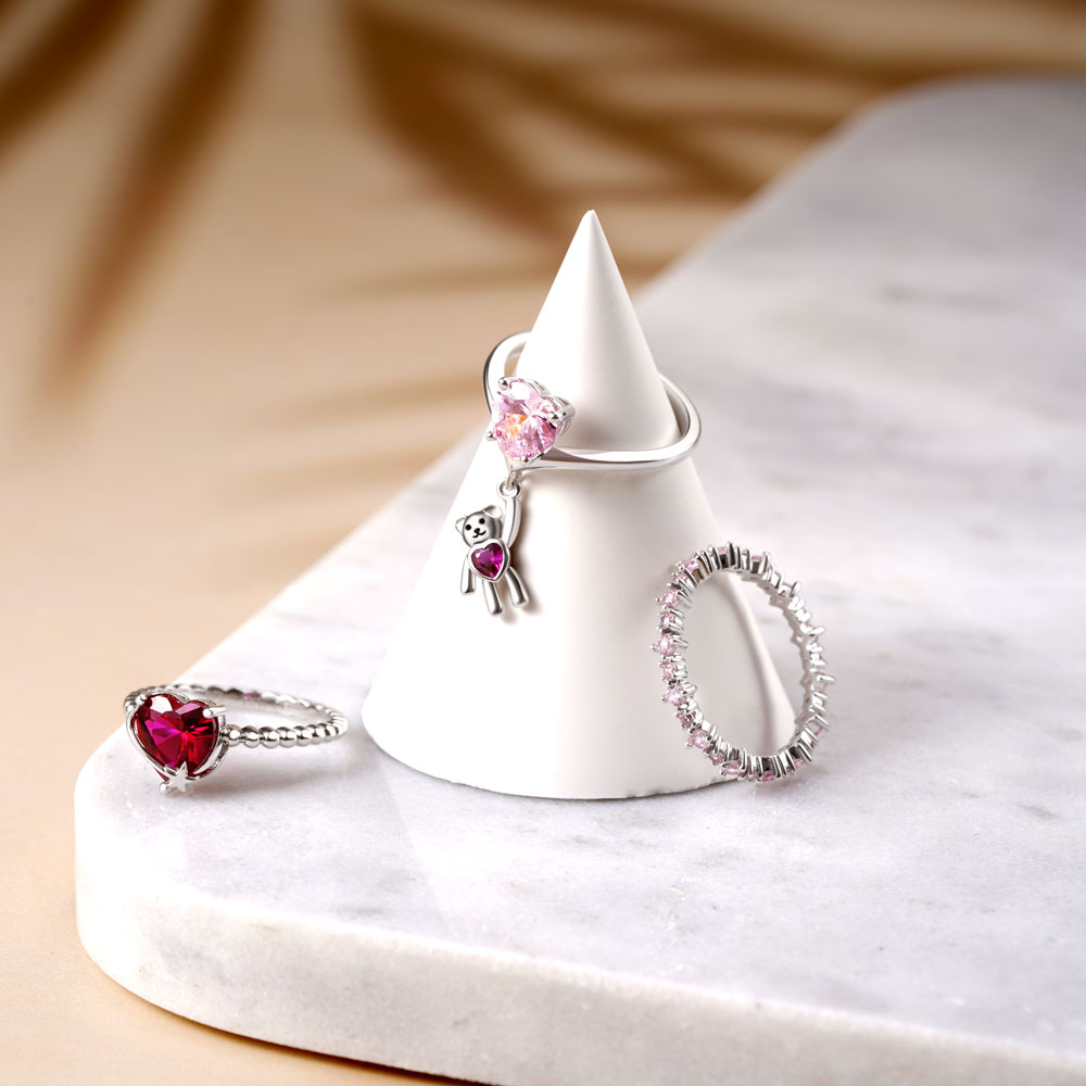 Bear Hug Stackable Ring image number 1