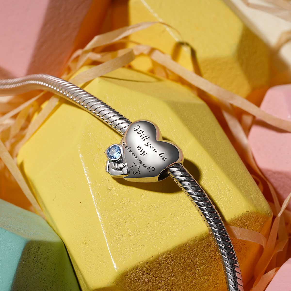 Astronaut Heart Charm image number 1