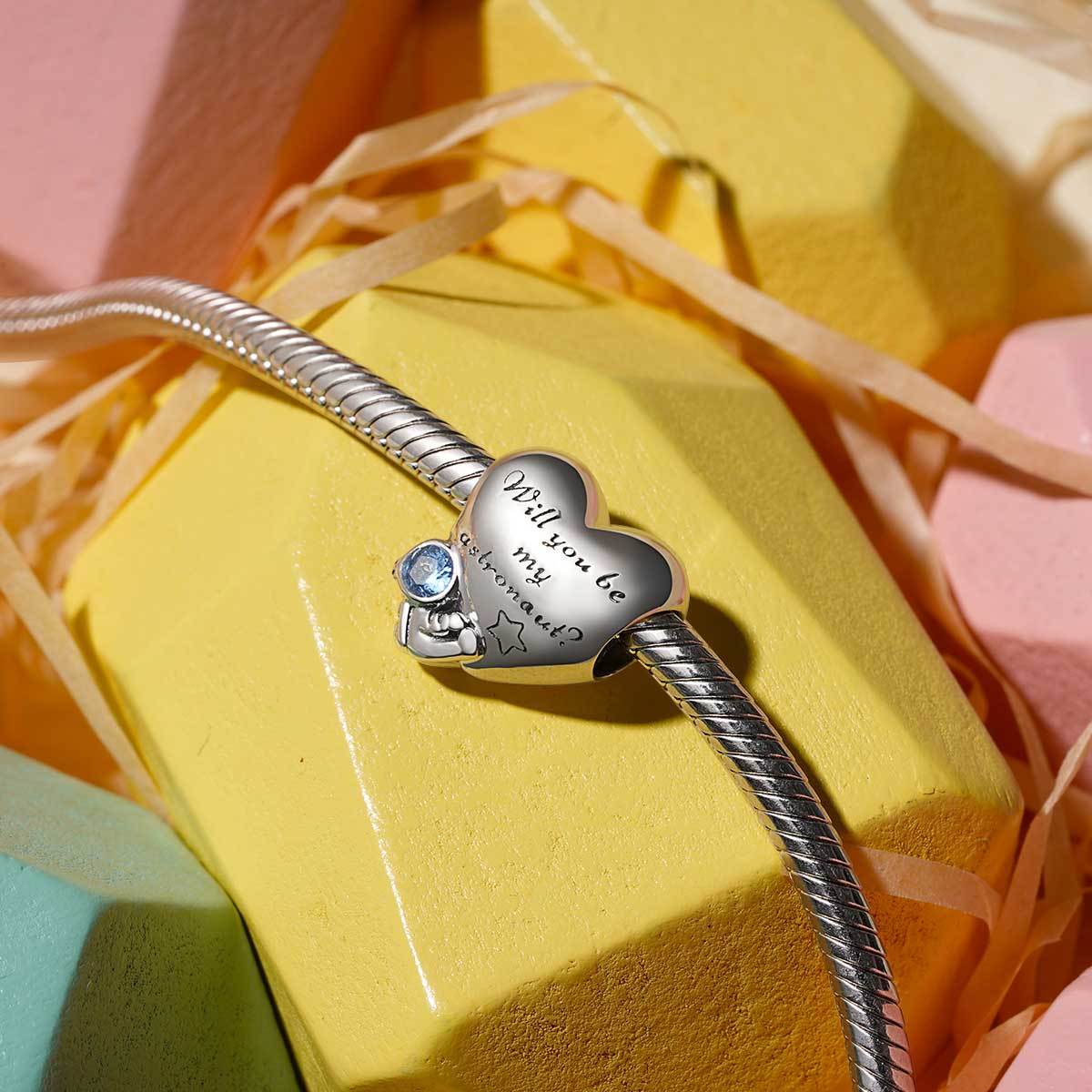 Astronaut Heart Charm image number 1