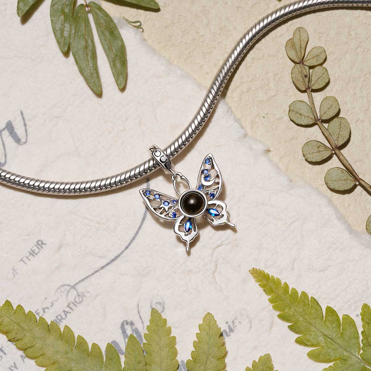 Projection Butterfly Photo Pendant image number 2