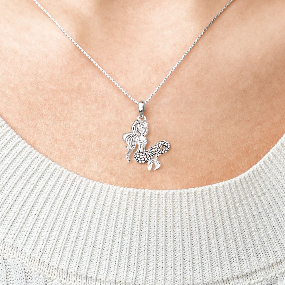 Sleeping Mermaid Necklace image number 3
