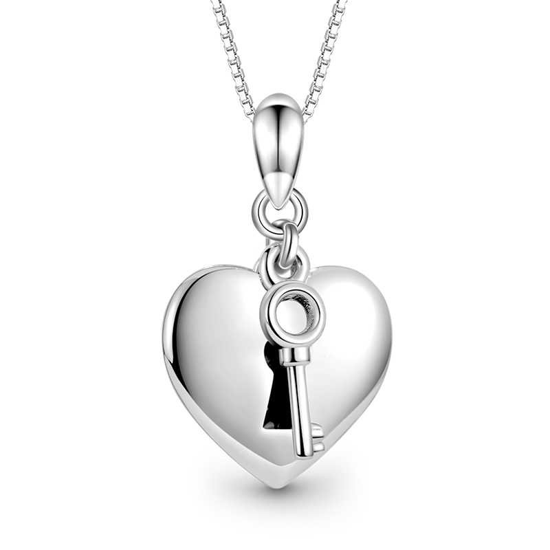 Engravable Heart & Key Necklace image number 0