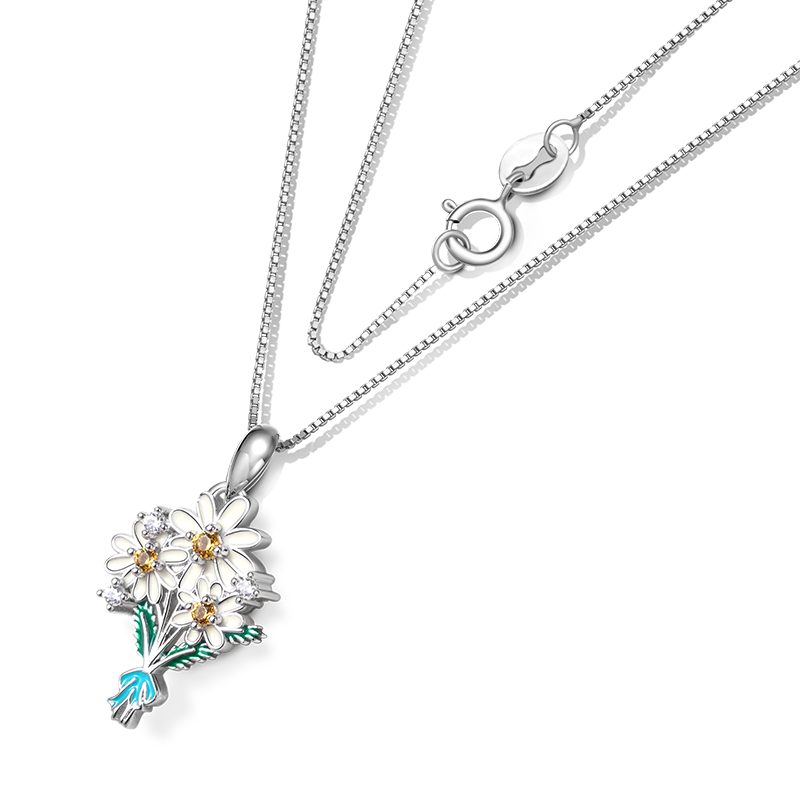 Daisy Flowers Necklace image number 1