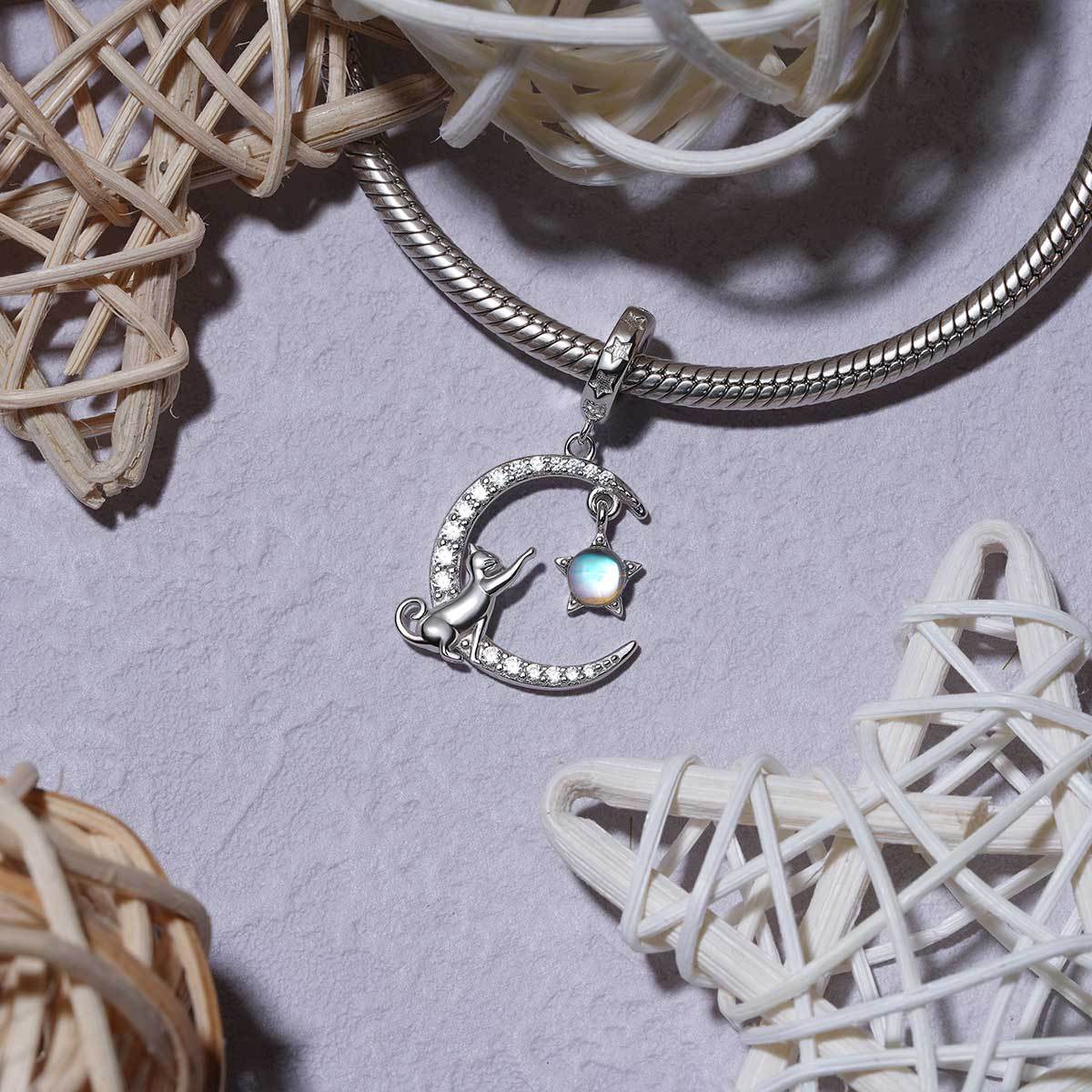 Moon&Cat Pendant image number 1