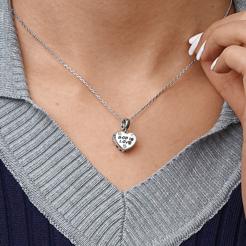 "God is Love" Photo Pendant image number 5