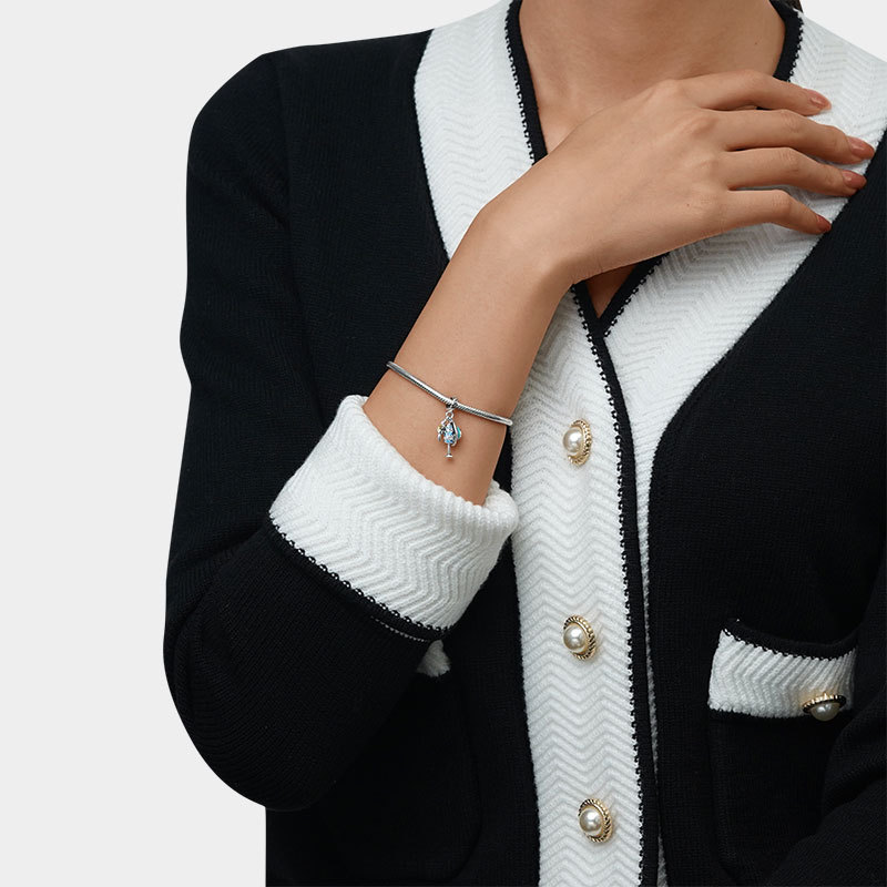 Vacation Life Triple Pendant image number 3