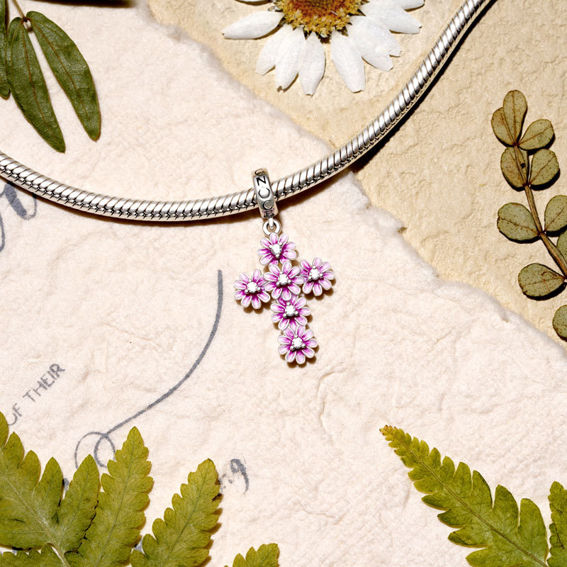 Margarita Cross Pendant image number 2