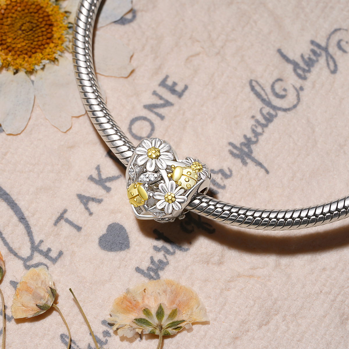 Daisy Ladybug Charm image number 2