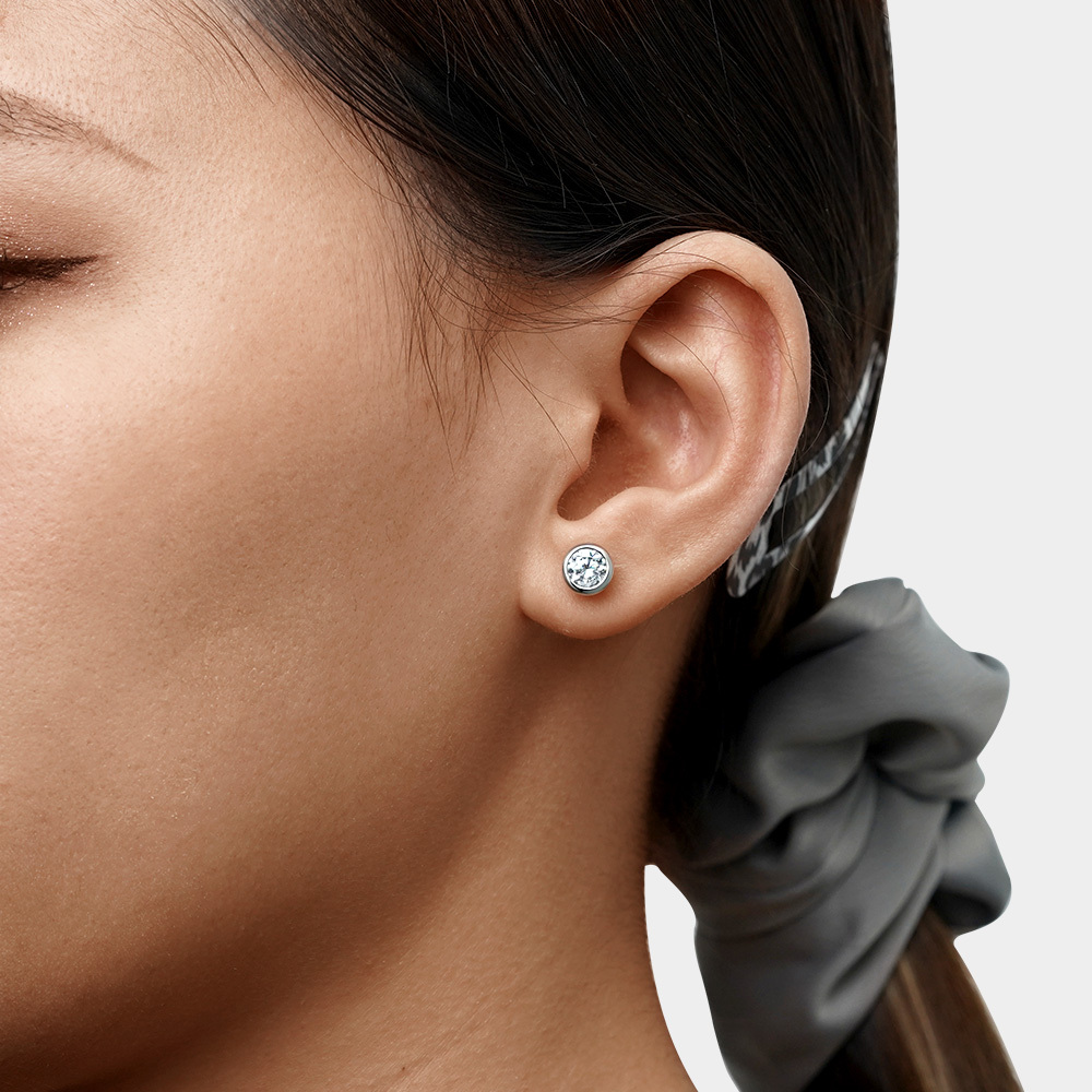 Birthstone Round Stud Earrings image number 3