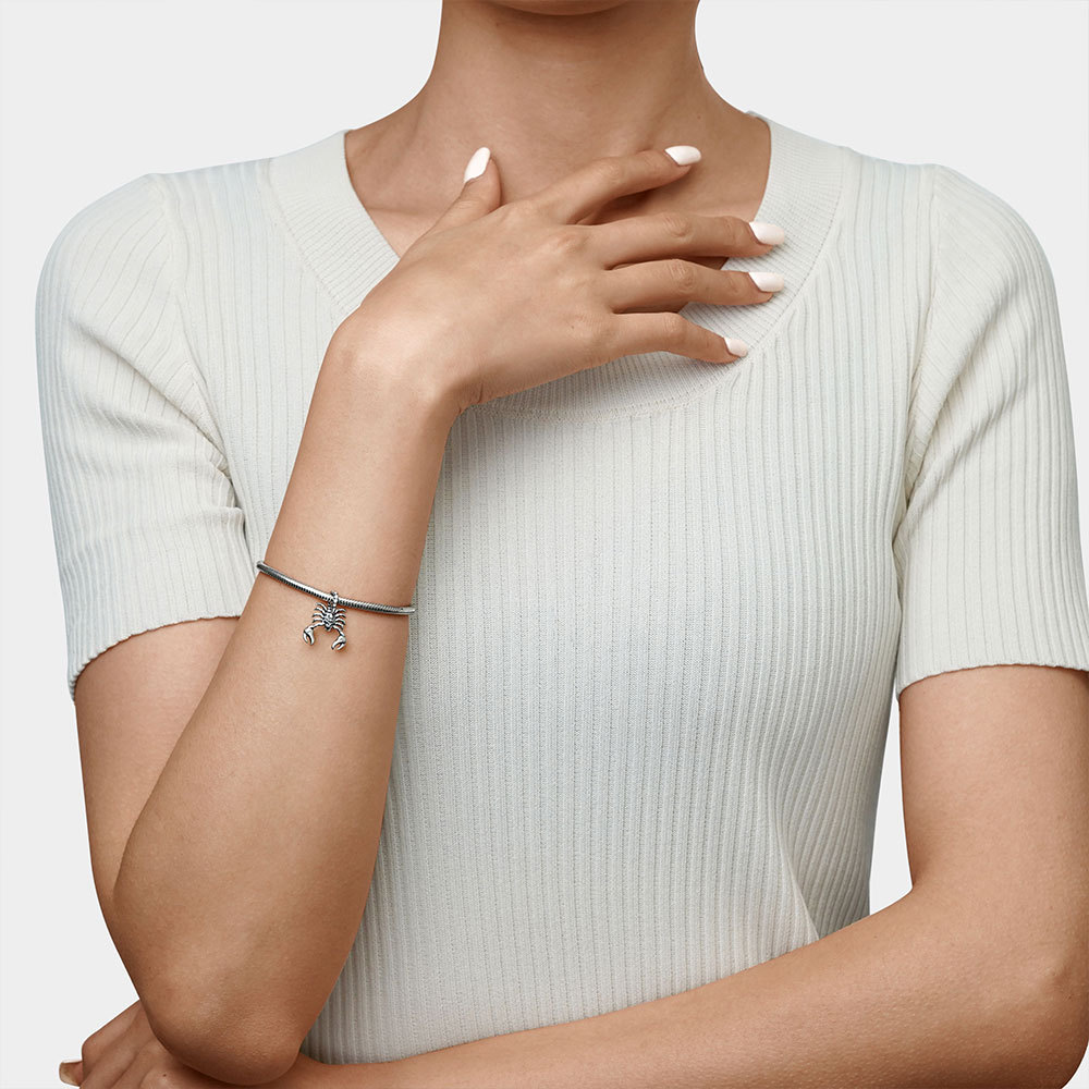 Scorpion Pendant image number 3