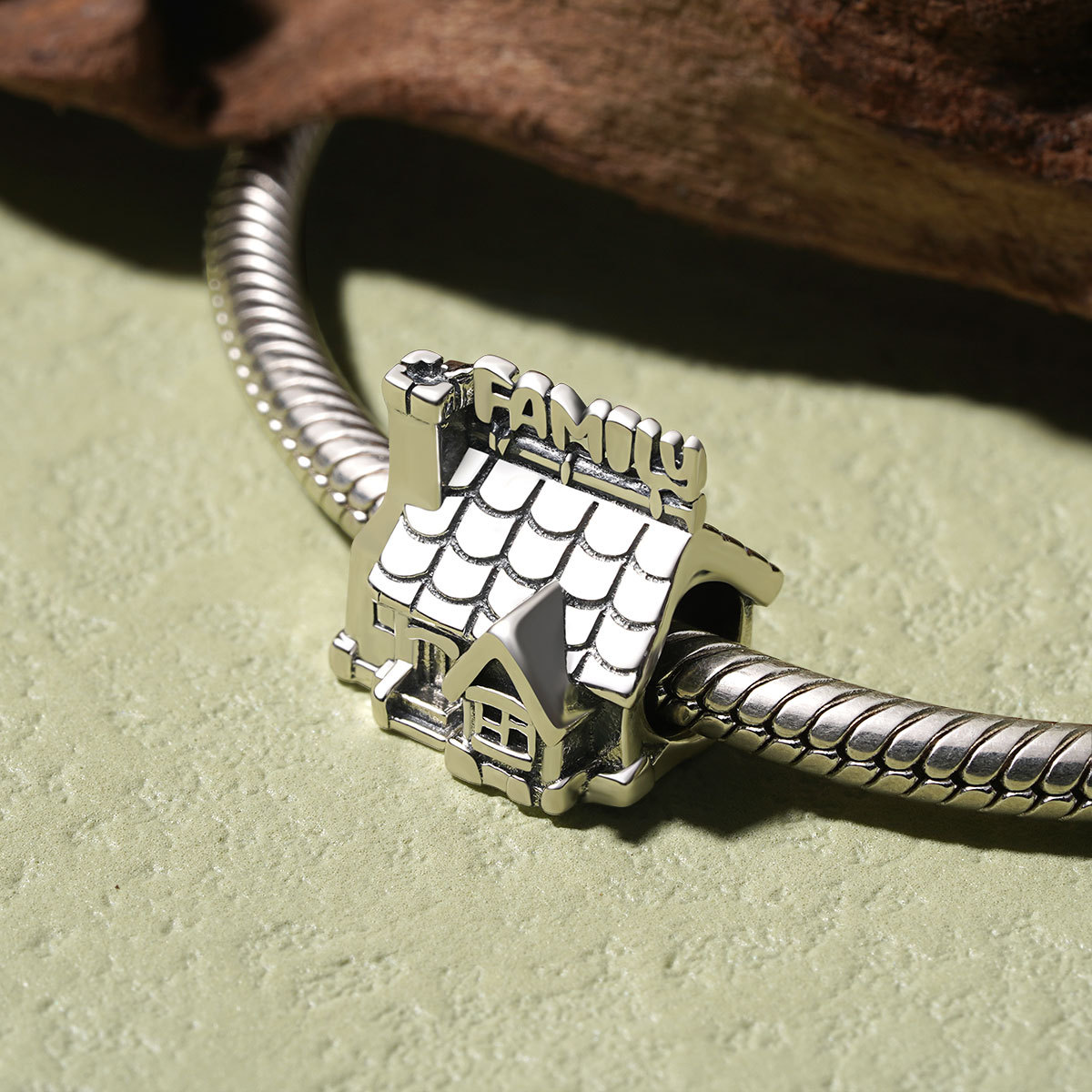 House Charm image number 2