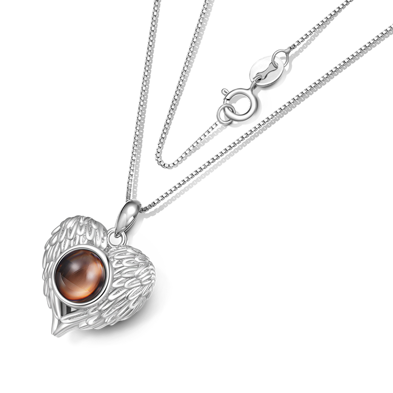 Projection Heart Necklace image number 1
