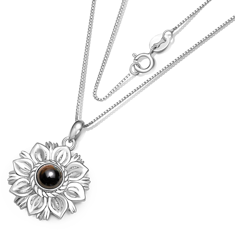 Projection Sunflower Necklace image number 1