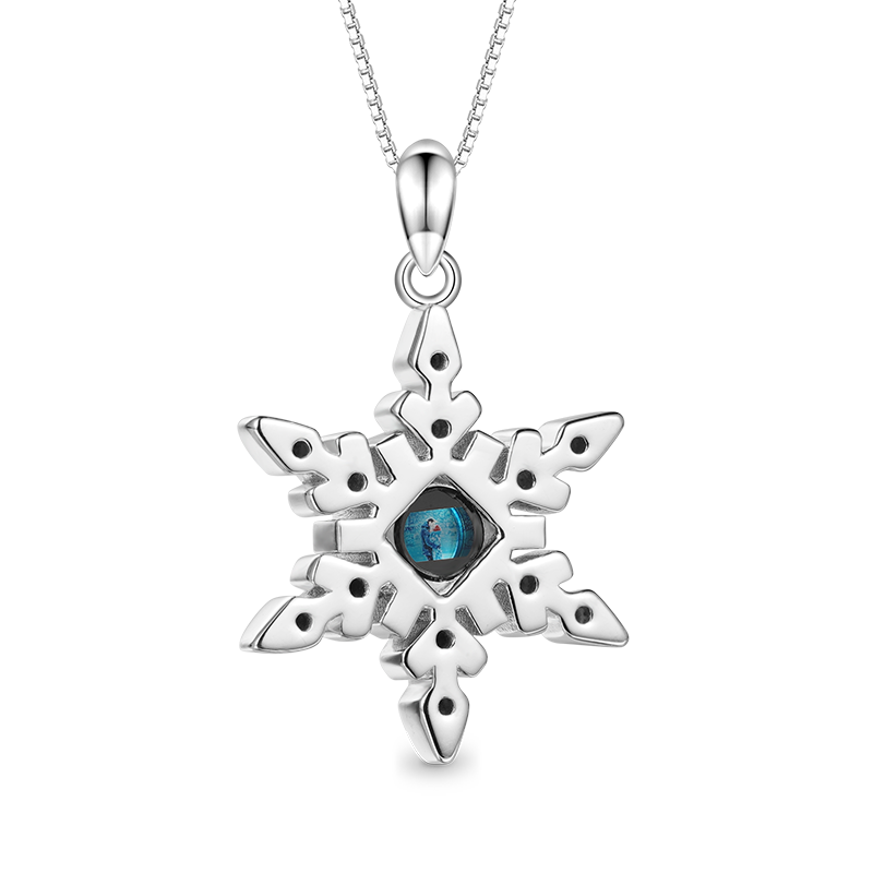 Projection Snowflake Necklace image number 2