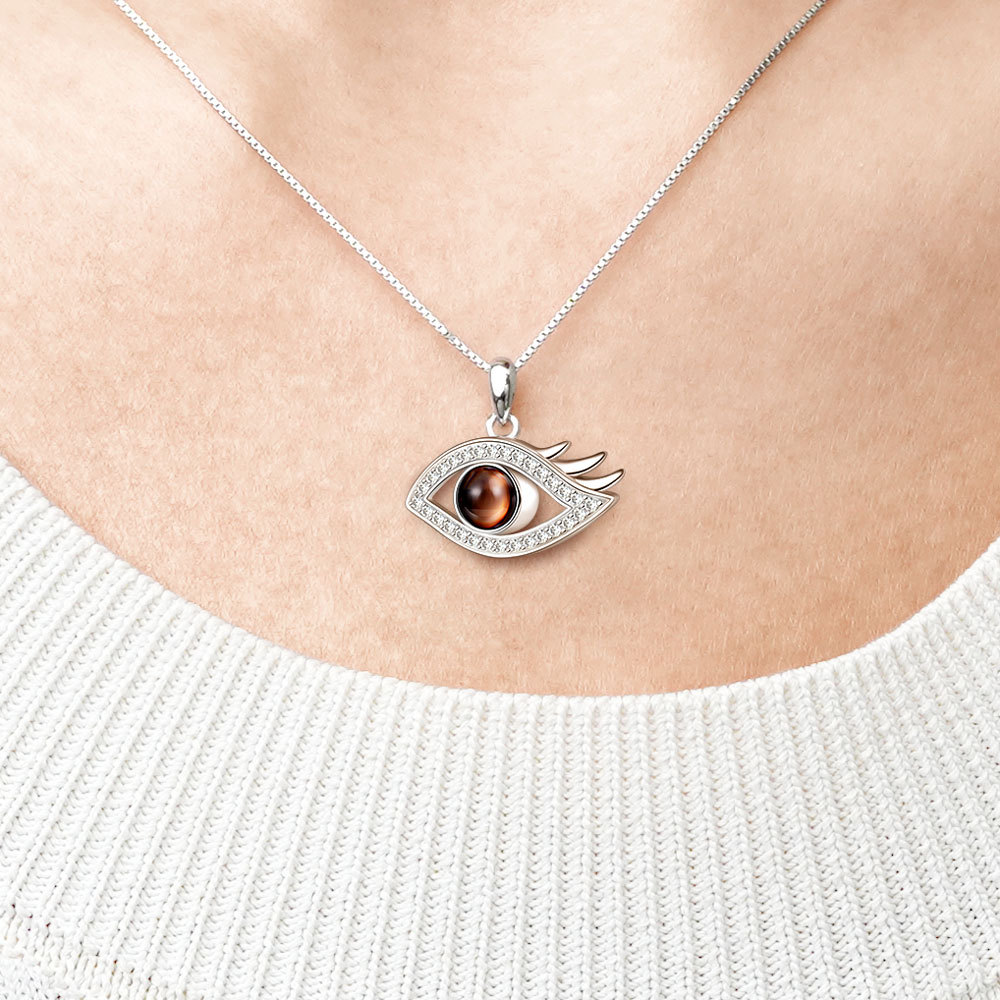 Projection Devil's Eye Necklace image number 5