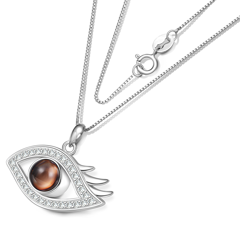 Projection Devil's Eye Necklace image number 3