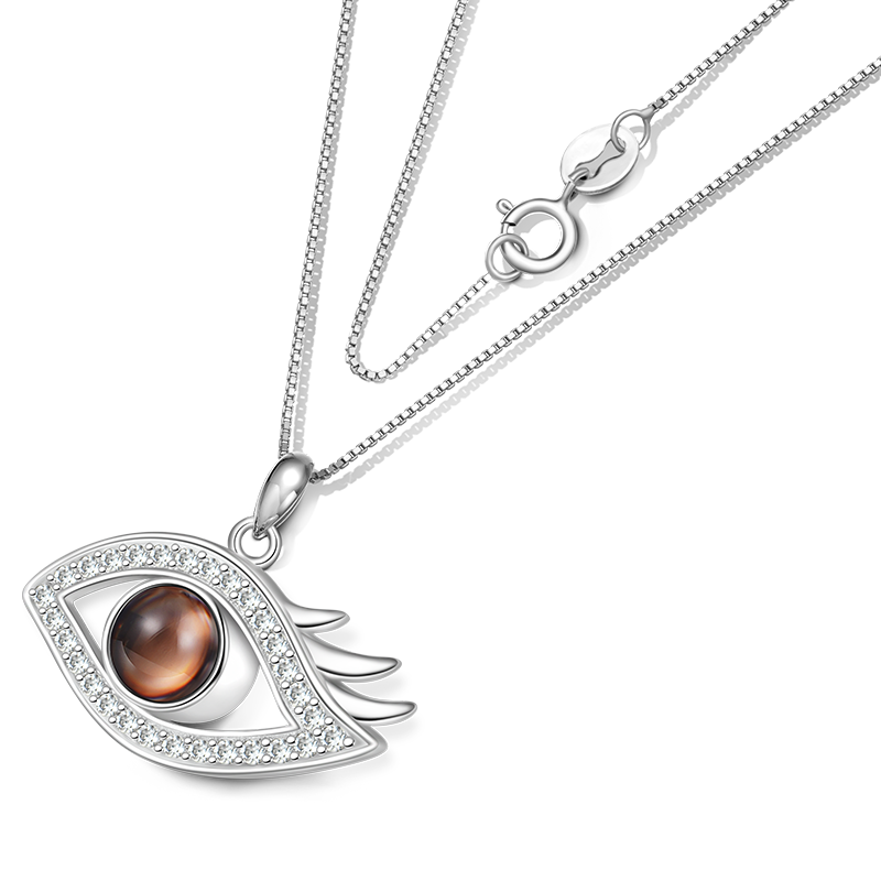 Projection Devil's Eye Necklace image number 3
