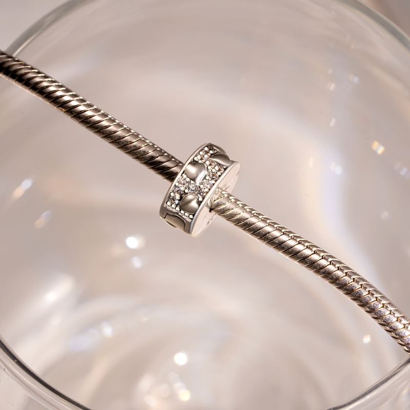 Love Heart Stopper image number 3