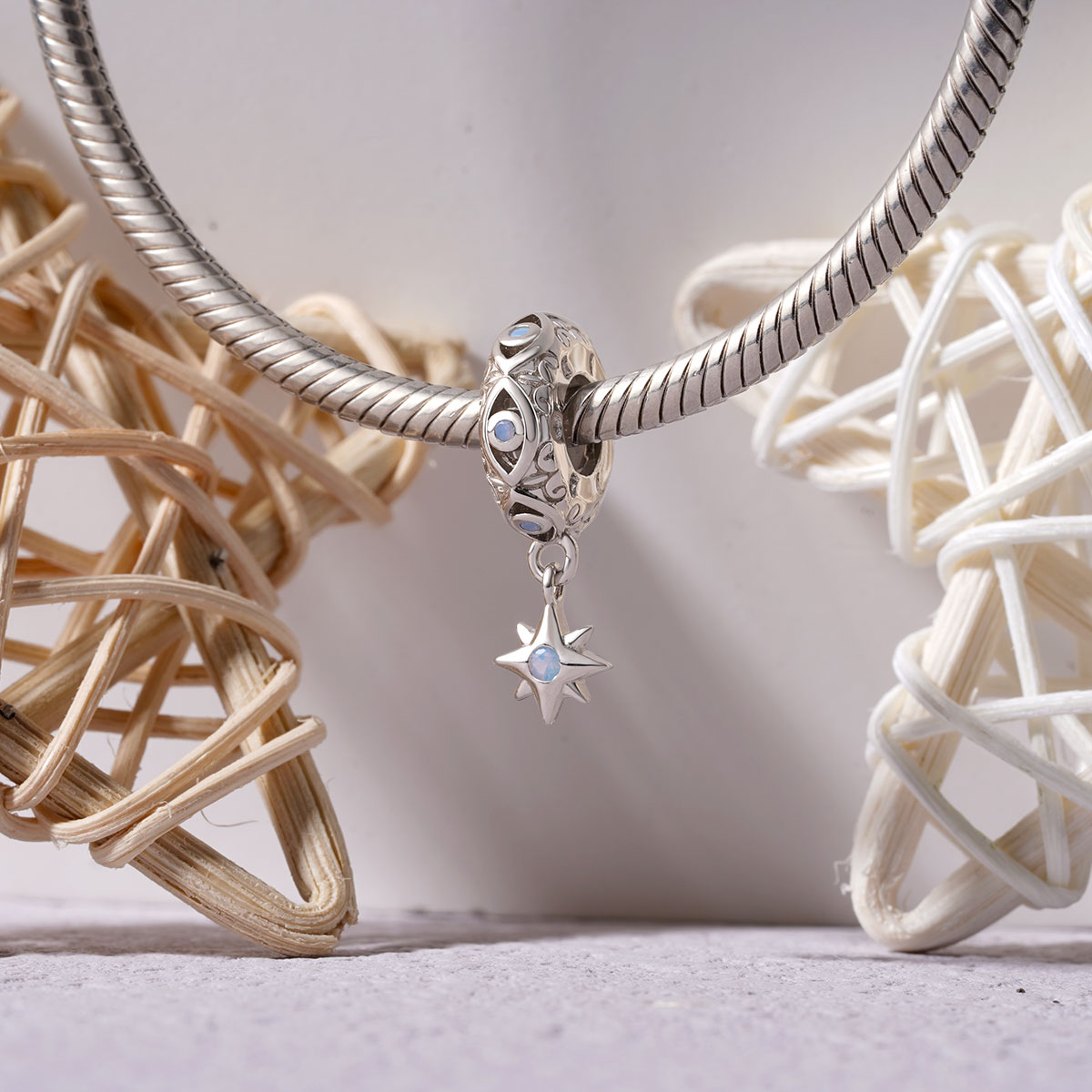 Devil's Eye & Star Stopper image number 2