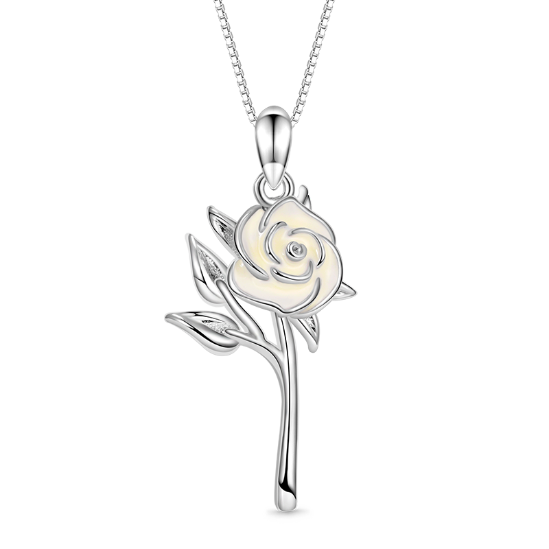 White Rose Necklace image number 0