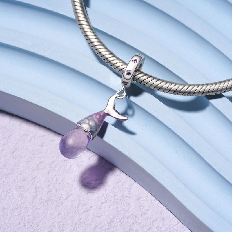 Mermaid Tear Pendant image number 2