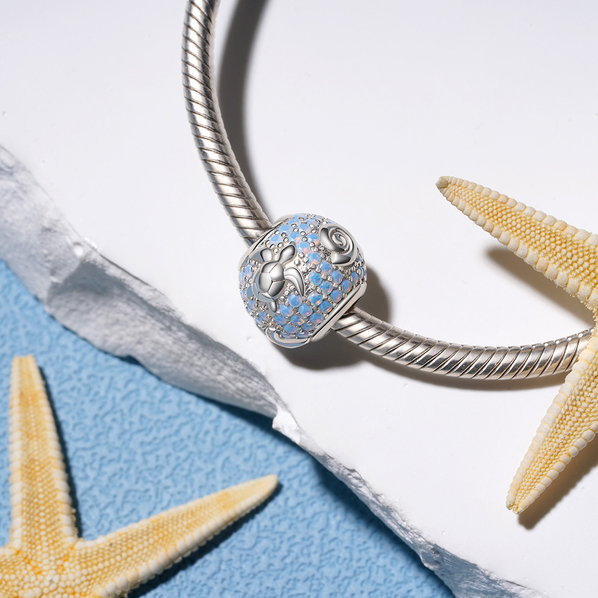 Sea World Charm image number 1