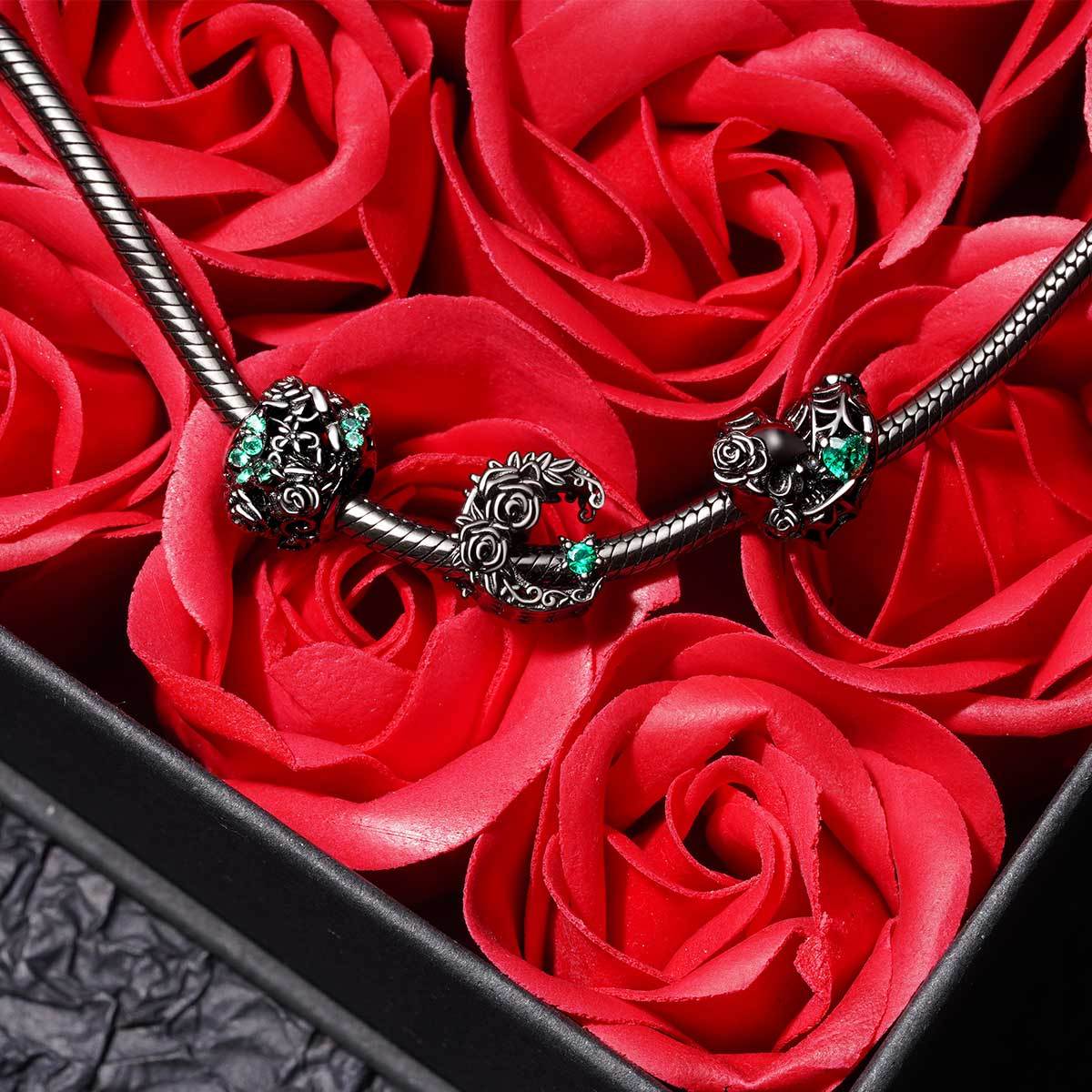 Skull Rose Charm image number 2