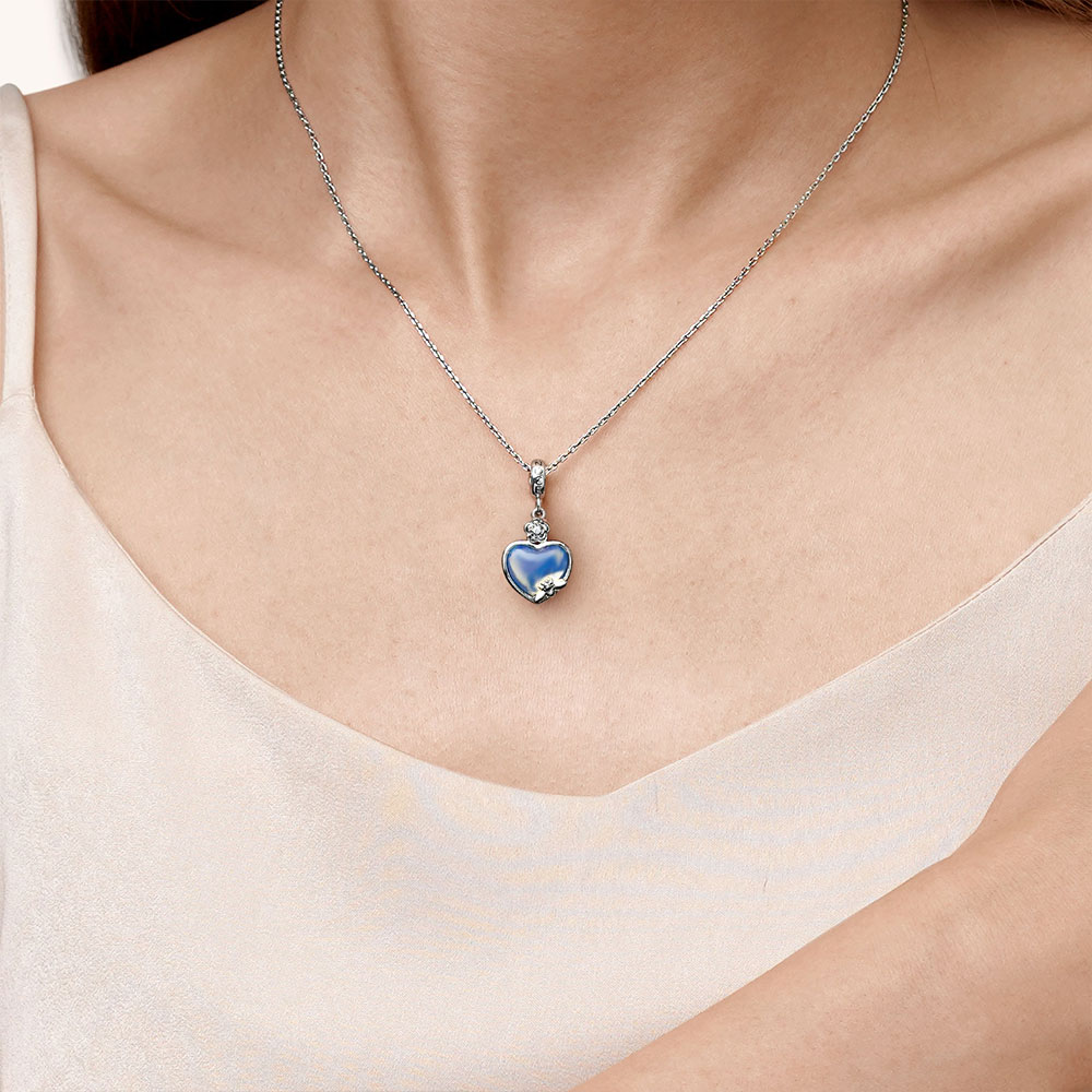 Moonstone Heart Pendant image number 6