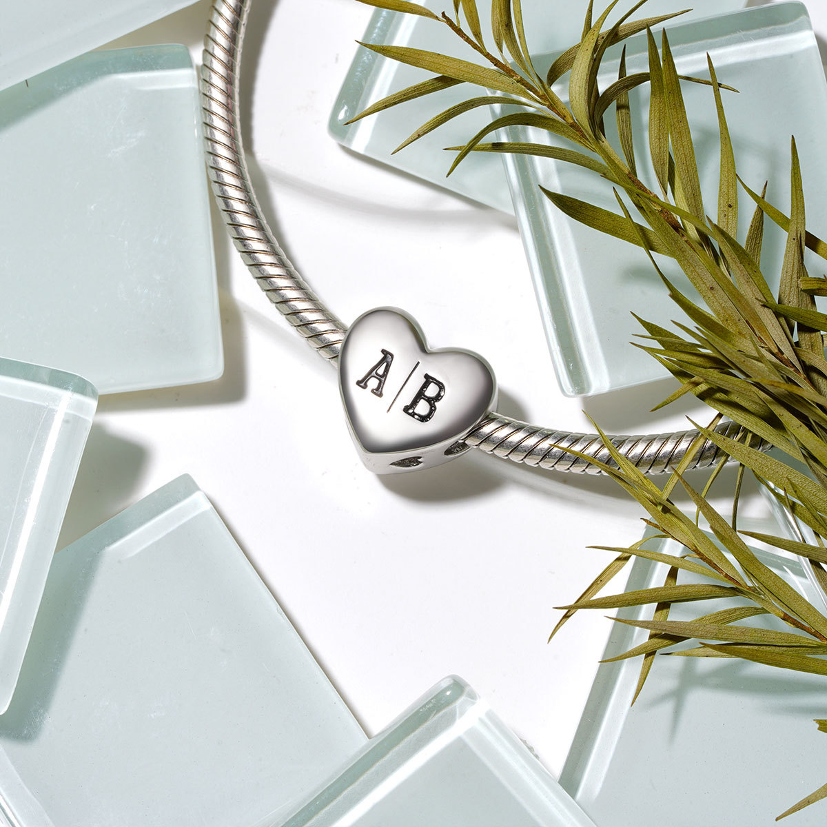 Letters Personalized Heart Charm image number 2