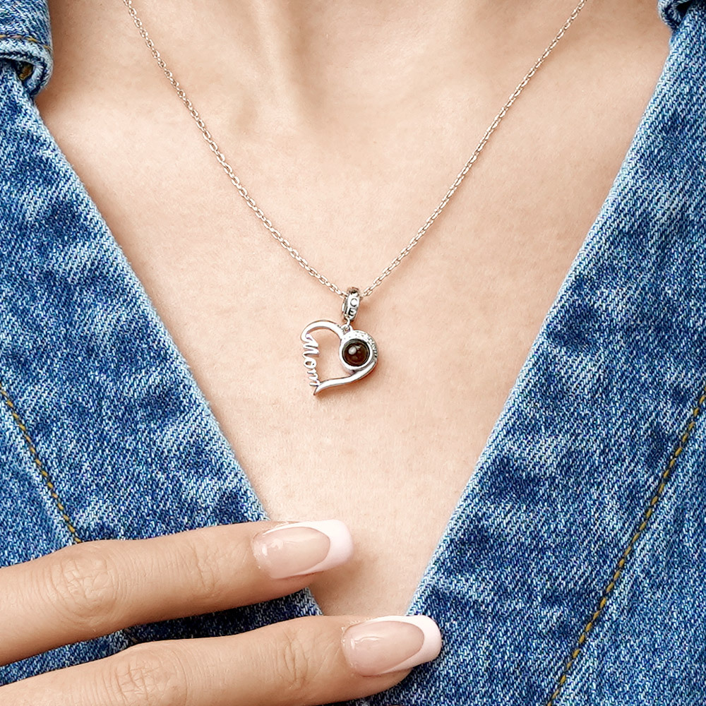 Projection Mom Love Photo Pendant image number 4