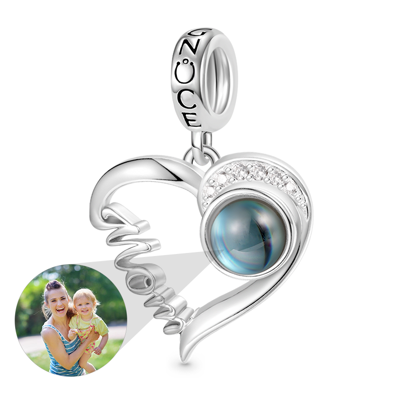 Projection Mom Love Photo Pendant image number 0