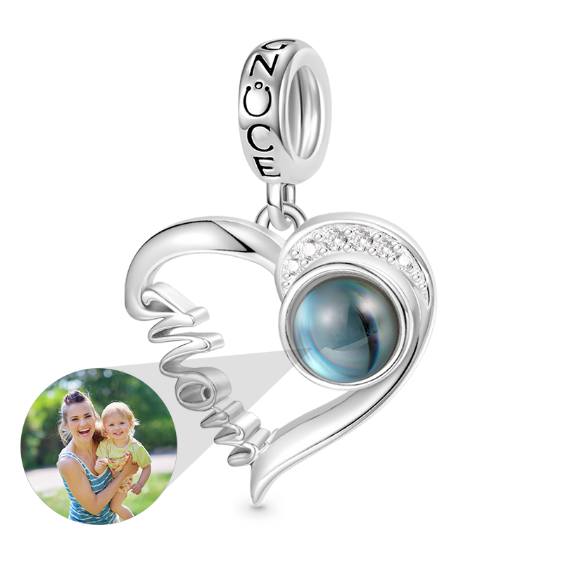 Projection Mom Love Photo Pendant image number 0