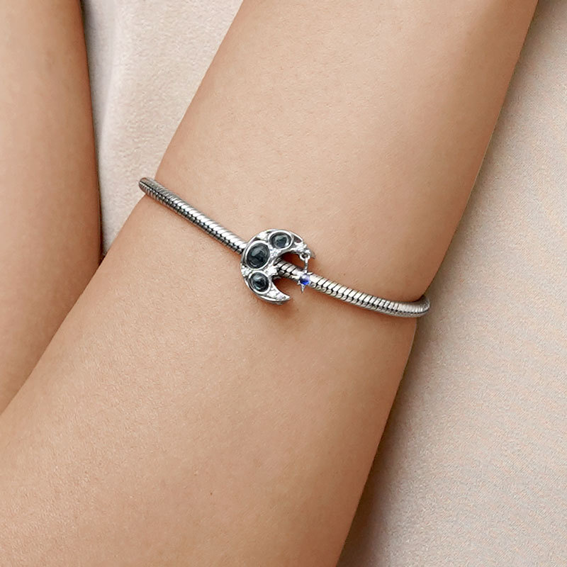 Moon Star Charm image number 3