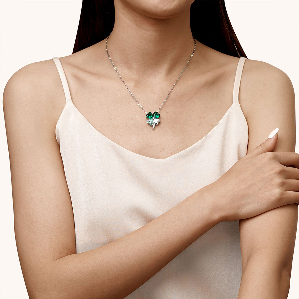 Four Leaf Clover Necklace image number 3