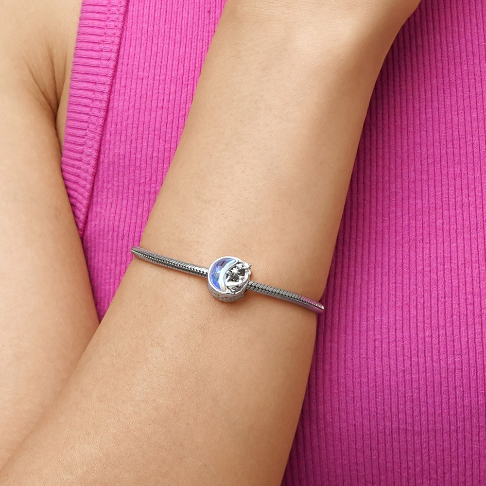 Moon & Cat Charm image number 4