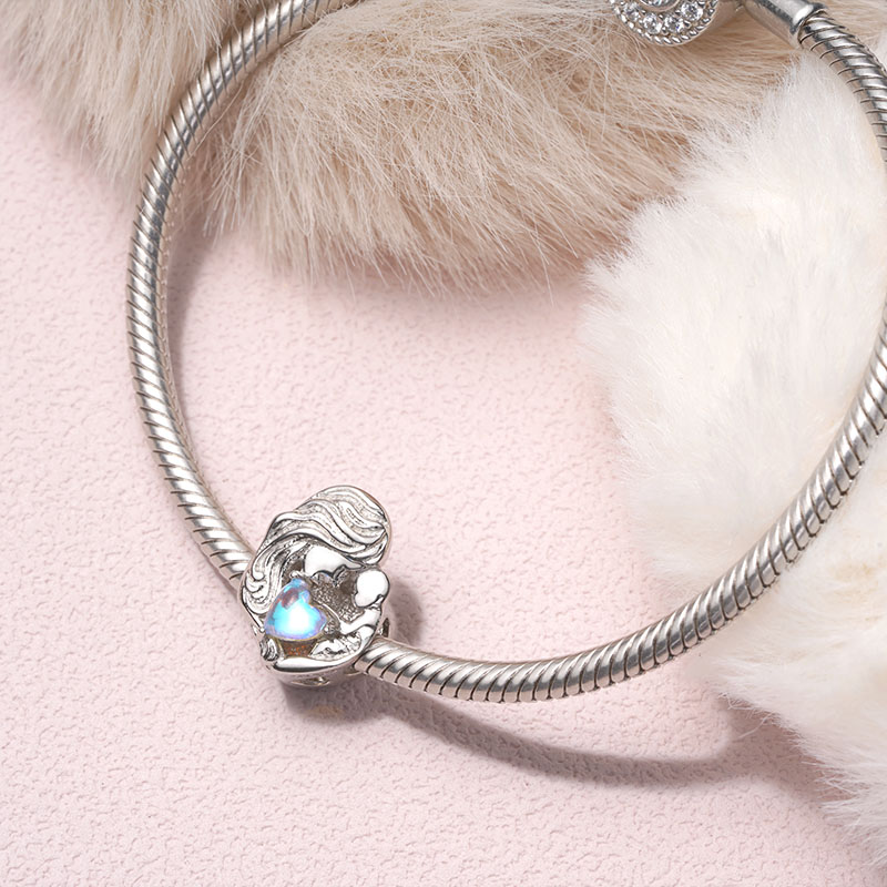 Mother & Child Charm image number 2