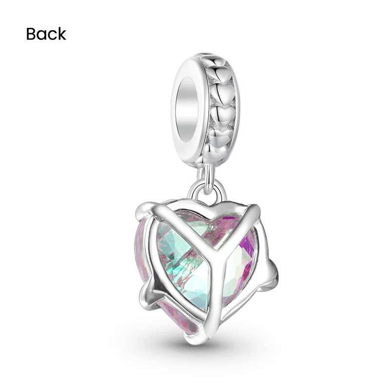 Embraces Heart Pendant image number 1