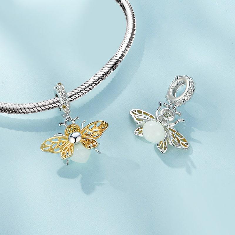 Bee Pendant Dangle Charm image number 2