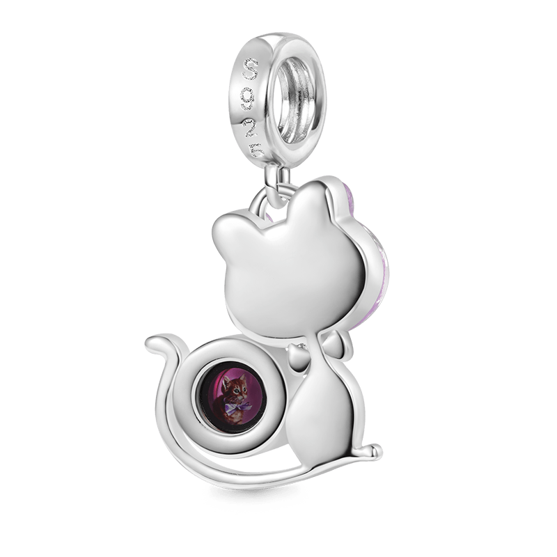 Projection Cat Photo Pendant image number 1