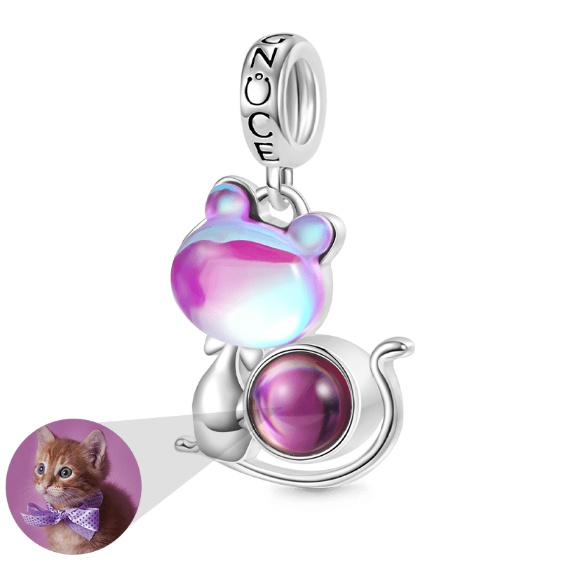 Projection Cat Photo Pendant image number 0