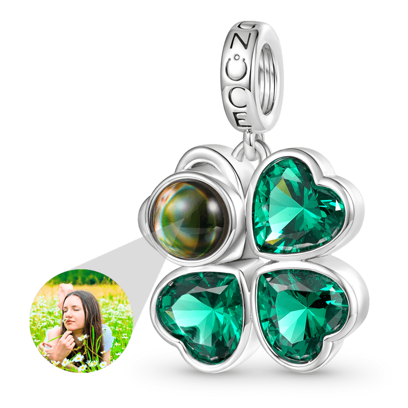 Projection Four Leaf Clover Photo Pendant image number 0
