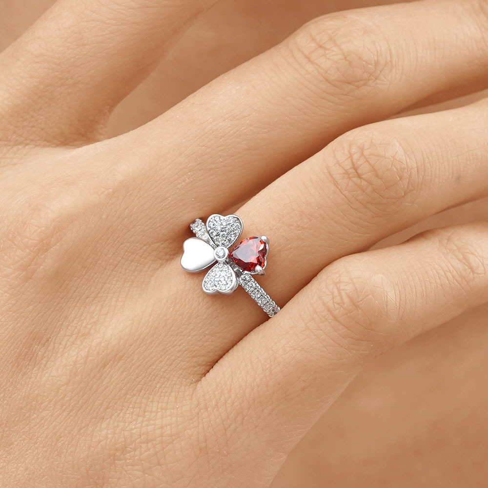Four Leaf Clover Birthstone Ring image number 5