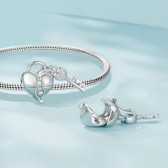 Heart Lock Key Pendant image number 1