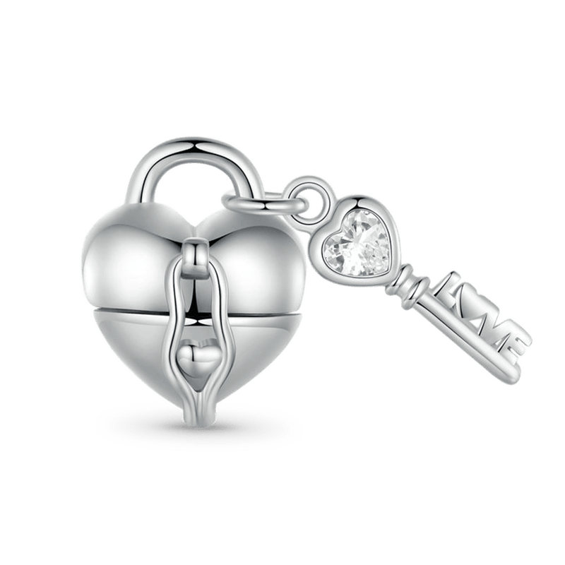 Heart Lock Key Pendant image number 0