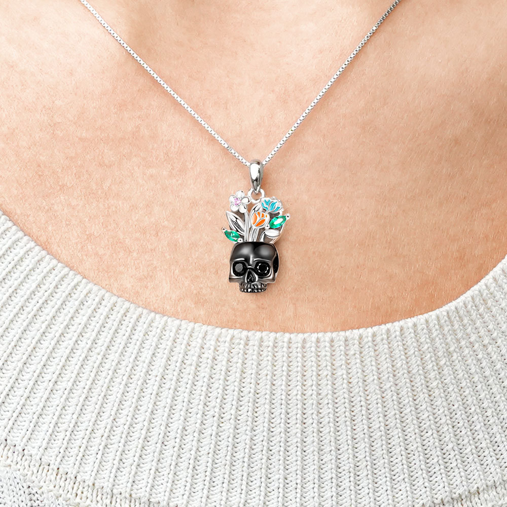 Vase Skull Necklace image number 4