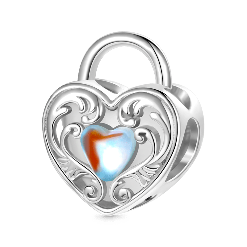 Love Lock Charm image number 0