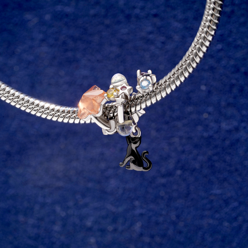 Black Cat Pendant image number 3