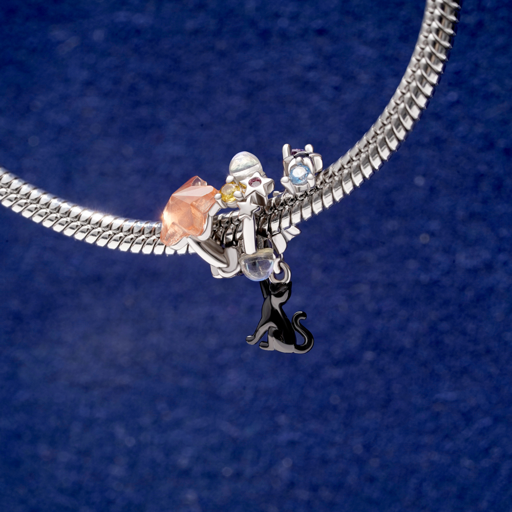 Black Cat Pendant image number 3