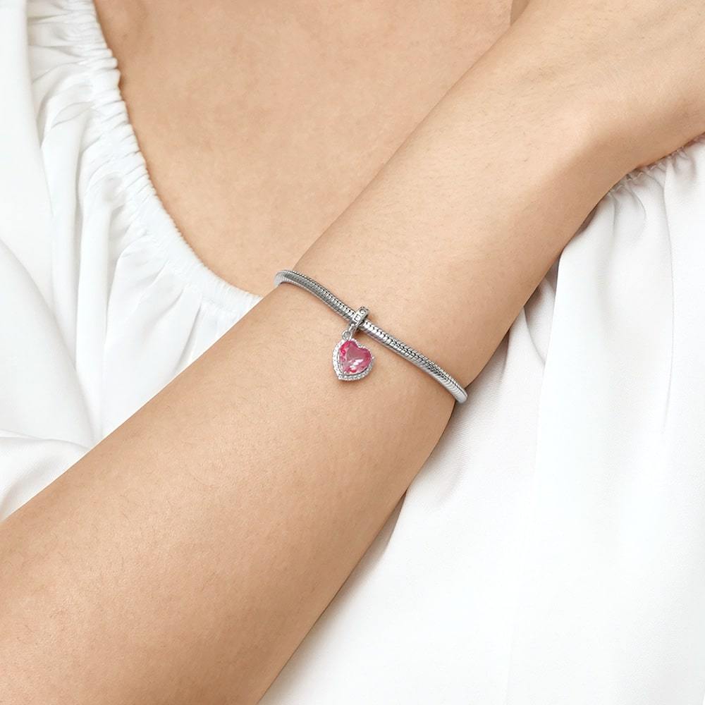 Gradient Pink Heart-shaped Pendant image number 6